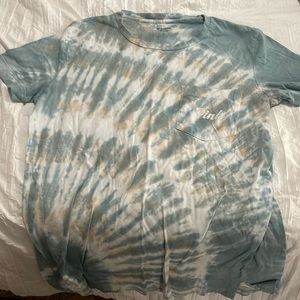 woman’s tie die tee shirt